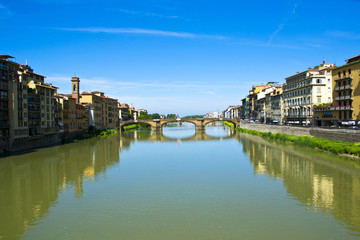 Fototapeta premium Old bridge over the River Arno, Florence - Tuscany