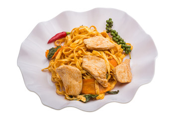 Fried noodles with chicken