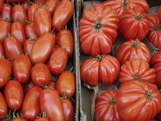 Verdura en un mercado de París