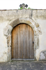 Fototapeta na wymiar ancient door