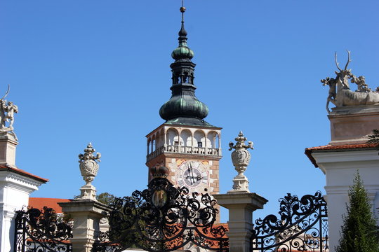 Blick vom Schloss Mikulov auf die Wenzel-Kirche in Nikolsburg