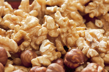 Geschälte Walnüsse, close up