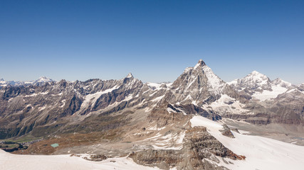 Zermatt, Dorf, Bergdorf, Alpen, Walliser Alpen, Schweizer Berge, Klein Matterhorn, Matterhorn, Gletscher, Bergbahn, Skigebiet, Aussichtspunkt, Sommer, Wallis, Schweiz