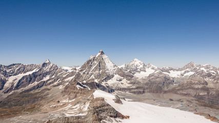 Fototapeta na wymiar Zermatt, Dorf, Walliser Berge, Alpen, Sommer, Schweiz
