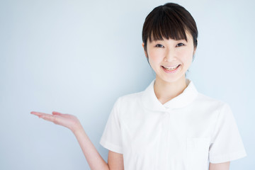 女性看護師