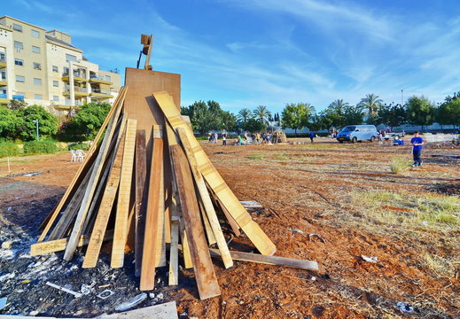 Lag BaOmer Bonfires In Israel