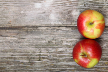 Fresh apples