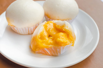 Close up Dim Sum in white dish Steamed Bow