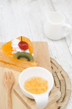 Orange cake
