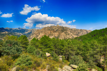 Fototapeta na wymiar beautiful scenery of the Rocky Mountains in Spain