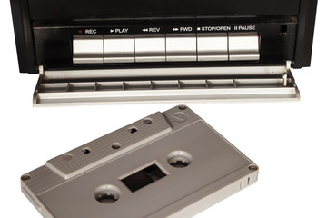 Obraz premium kaseta magnetofonowa i odtwarzacz taśmowy