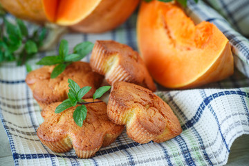 pumpkin muffins