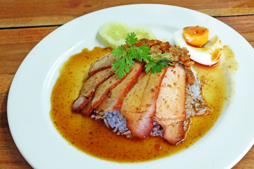 Char siew and roasted pork with rice