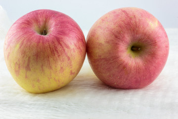 Red apple