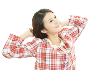 パジャマ姿の女性