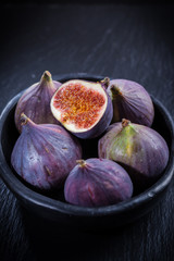Figs in the bowl