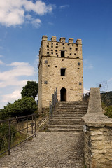 Fototapeta na wymiar The tower - Roccascalegna's Castle
