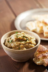 Eggplant baba ganoush with flat bread