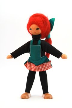 alte Puppe mit rotem Haar