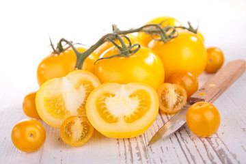 yellow tomato