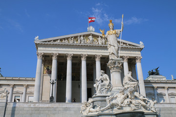 Fototapeta na wymiar Wien - 005 - Parlament