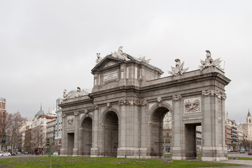 Fototapeta na wymiar Arch of Triumph in Madrid