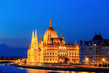 Fototapeta na wymiar Hungarian Parliament Building in Budapest, night view