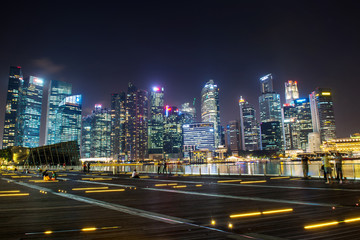 Fototapeta na wymiar SINGAPORE-SEP 04: The downtown or city of Singapore in night tim
