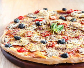 Homemade Regina pizza