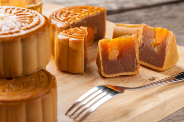 Moon cake