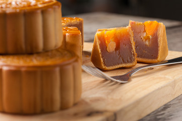Moon cake