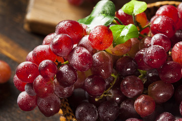 Organic Raw Red Grapes