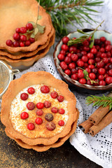 cranberries tart with white chocolate mousse