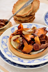 fried chanterelle mushrooms with onion
