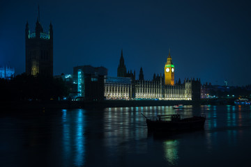 Fototapeta na wymiar London Big Ben and Parliament House on Thames