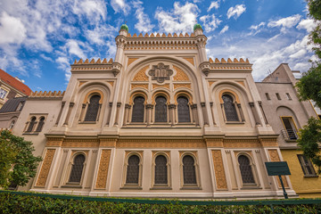 Fototapeta na wymiar Spanish Synagogue in Prague, Czech Republic