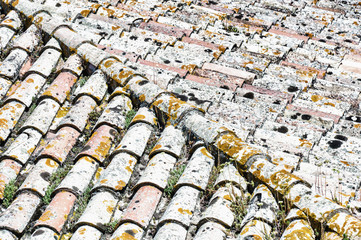 tiling roof