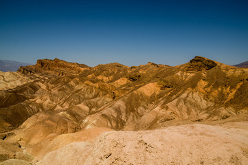 Fototapeta na wymiar eroded ridges in death valley national park