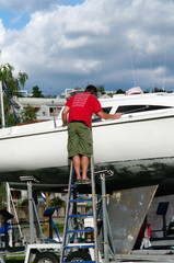 chantier naval-réparation d'un yacht
