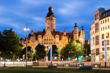 Neues Rathaus Leipzig bei Nacht
