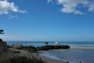 Carrelet, maison de pêcheur sur pilotis.