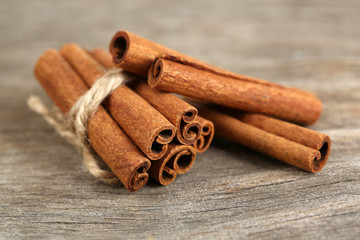 Cinnamon bark on wooden table