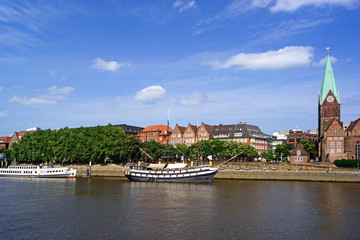 Obraz premium BREMEN a.d. Weser ( Stadtpanorama )