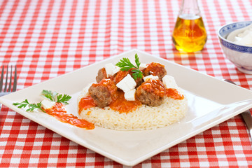 Meatballs of beef with rice and cheese