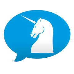 Fototapeta premium Etiqueta tipo app azul comentario simbolo unicornio