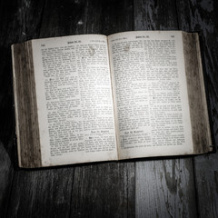 Fototapeta premium old german bible