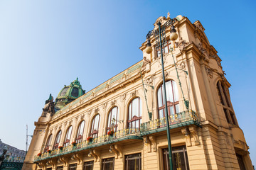 Fototapeta na wymiar historisches Jugendstil-Gemeindehaus in Prag