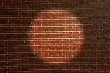 Licht auf der Mauer