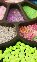 Color beads