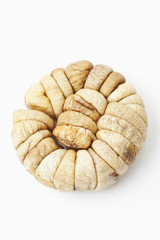 Getrocknete Feigen auf weißem Hintergrund